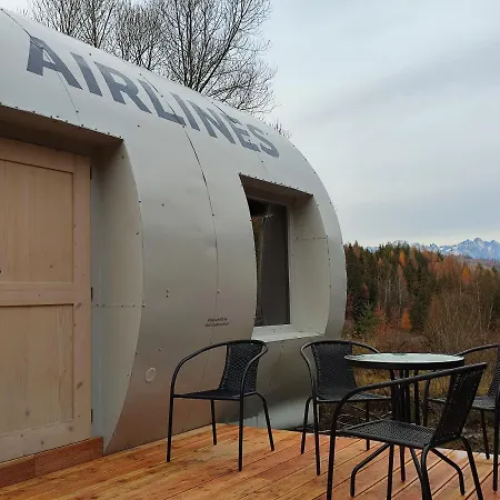 Lietadlo V Lese Campingplatz *